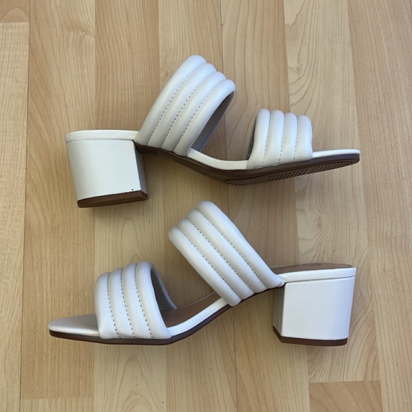 Bella Vita Women Double Strap Slide Sandals Georgette Size US 9M White Leather - Picture 3 of 5